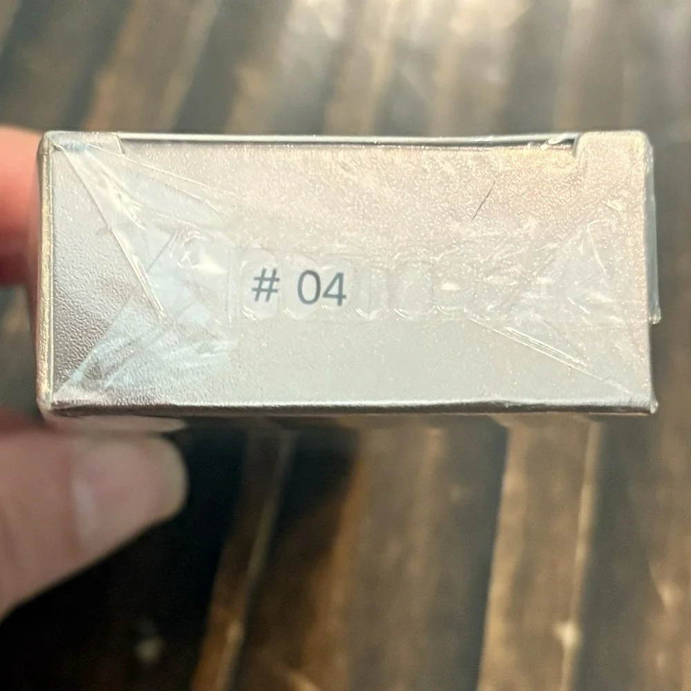 Siimunana Foundation Stick NEW Sealed 20g / .70 oz Color 04